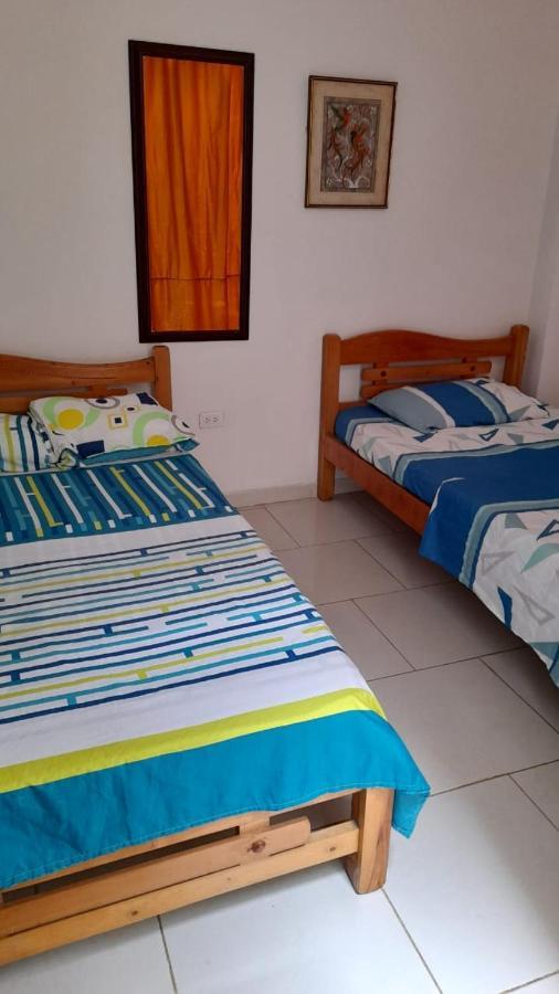 Hospedaje Alférez Real Jamundí Esterno foto